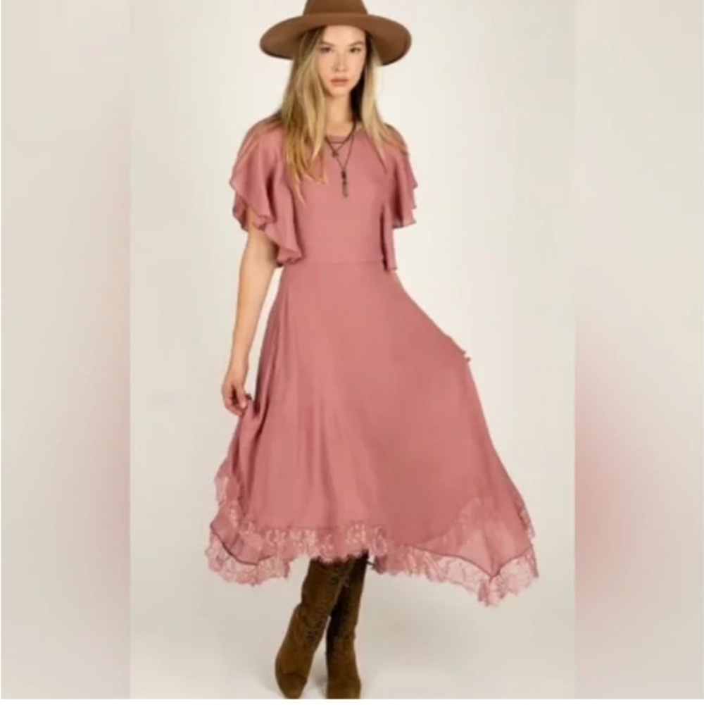 NWT Joyfolie Mia Joy Lakynn Dusty Rose Midi Dress with Lace Asymmetrical Sz.L